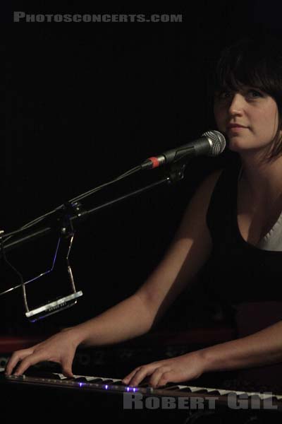 DEAR READER - 2009-02-19 - PARIS - La Maroquinerie - 